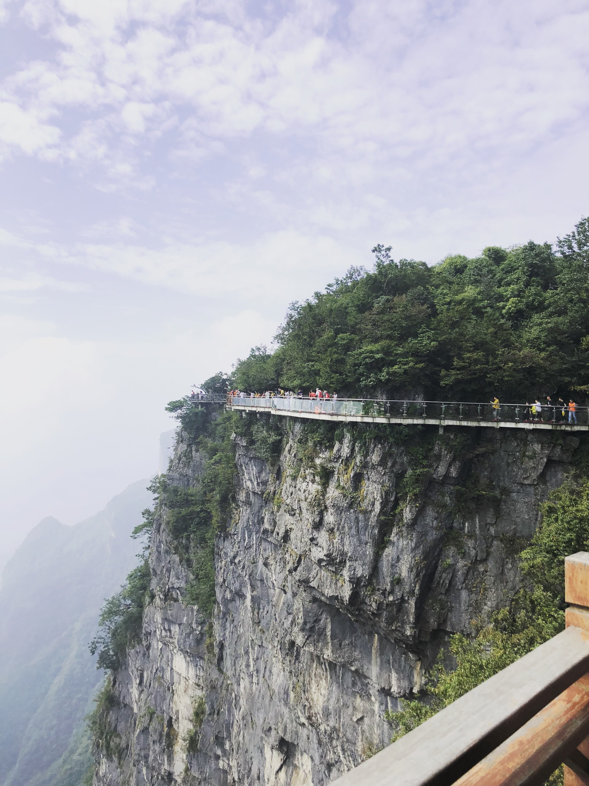 【张家界景点图片】天门山玻璃栈道