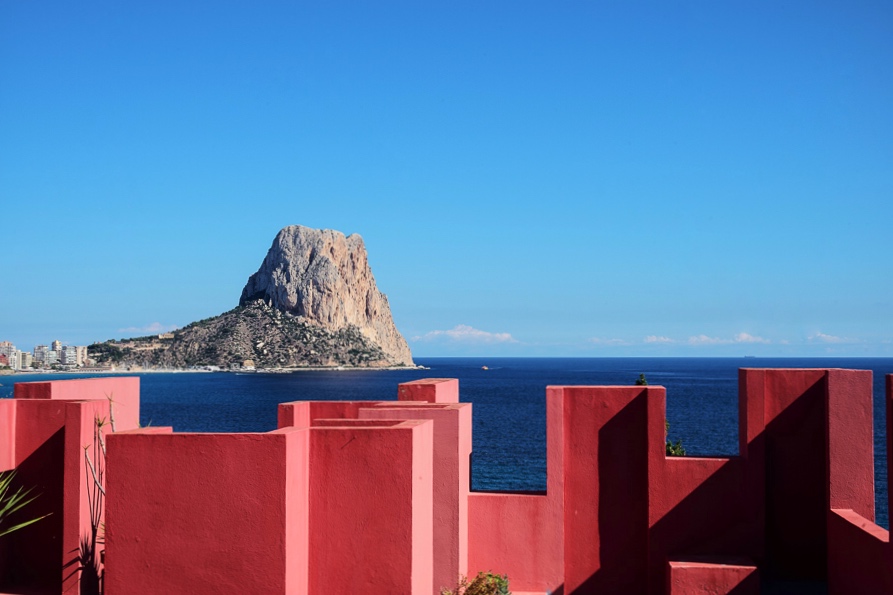 卡尔佩 玩转网红建筑la muralla roja