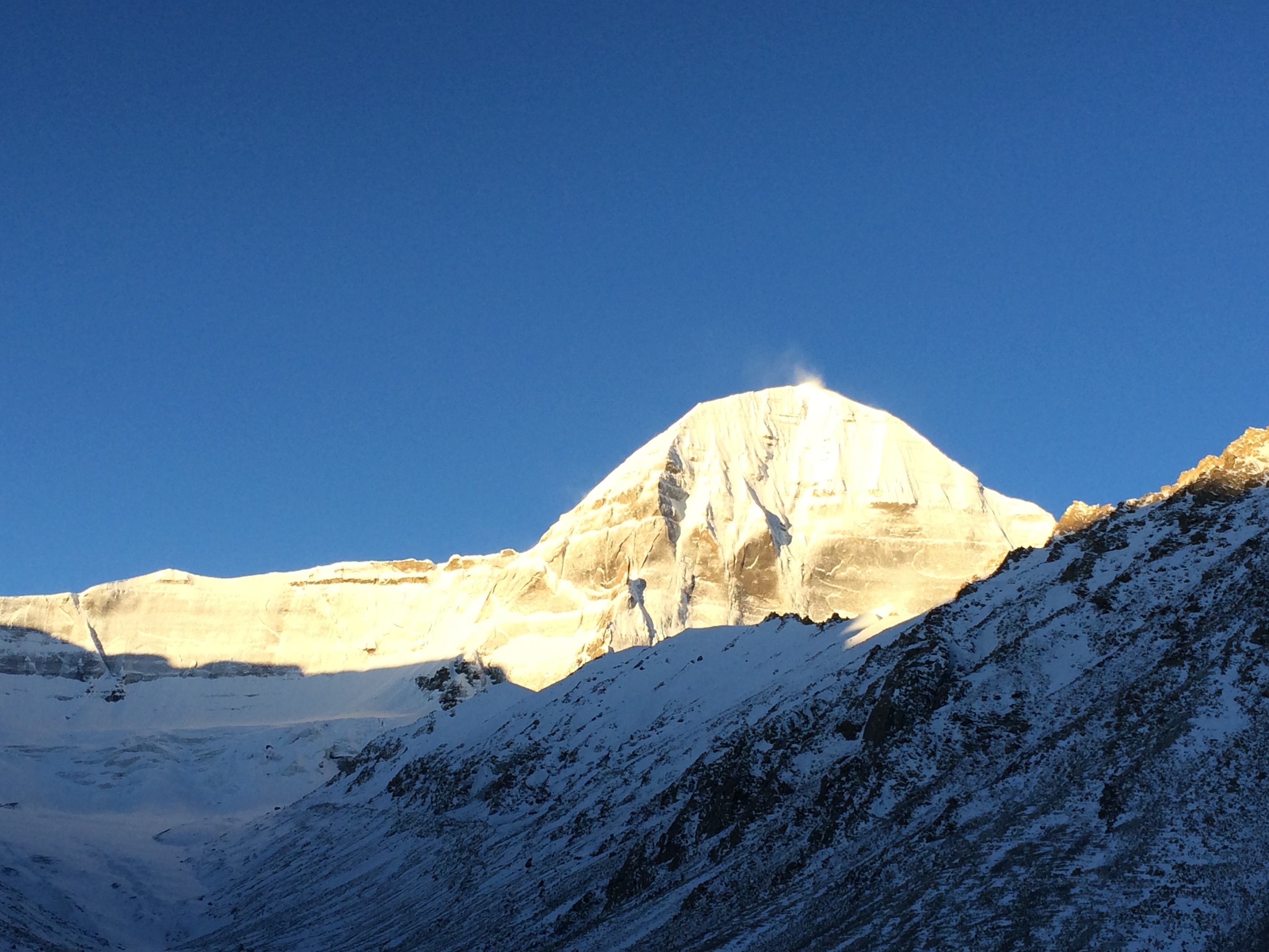 9月底准备冈仁波齐，想知道那边气候 需要带些什么衣物