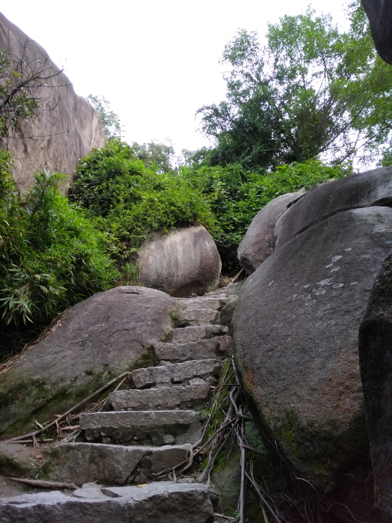一方胜景水芗城,半壁仙台风动石——云洞岩游记,漳州旅游攻略 - 马