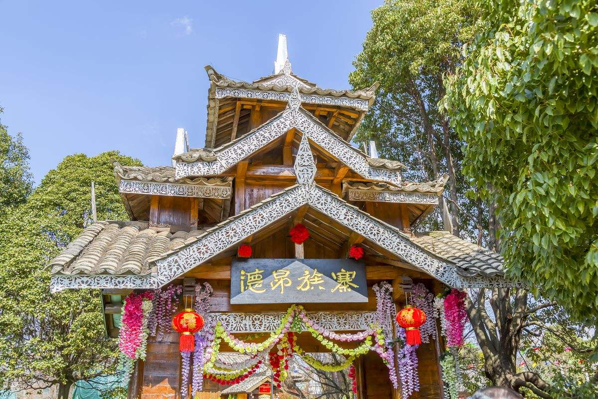 【纯玩一日游 昆明市内纯玩—西山森林公园 云南民族村(西山的睡