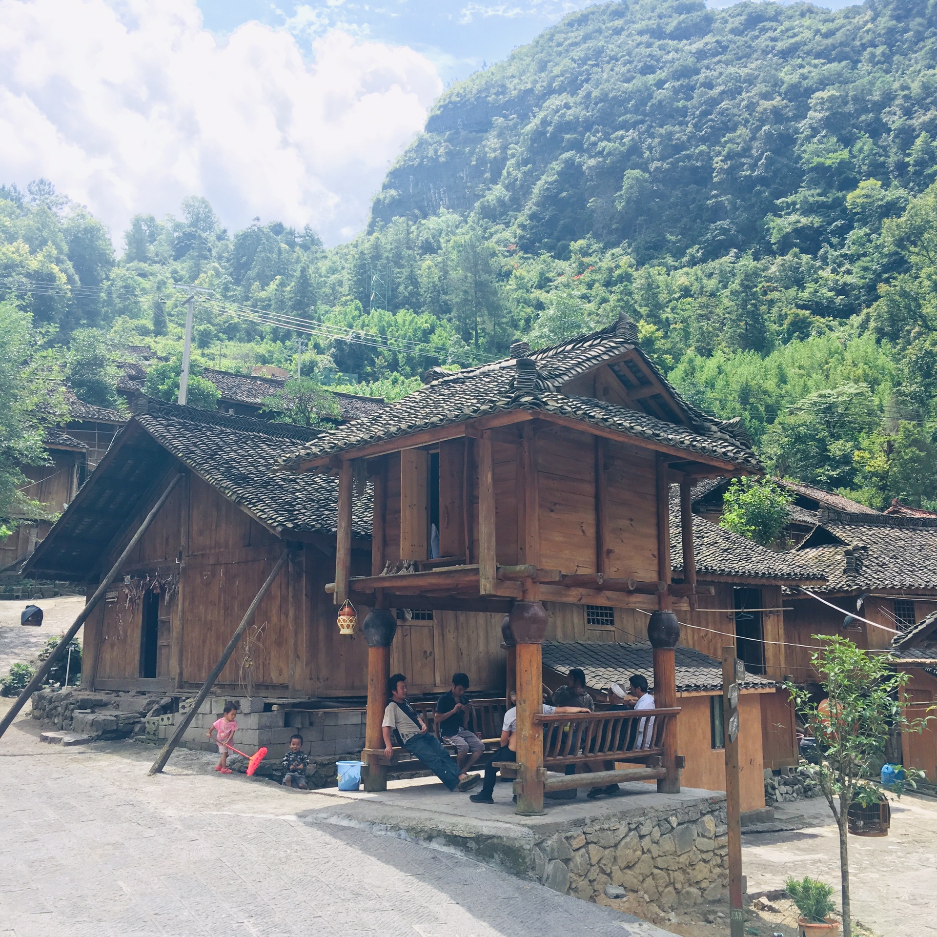 『荔波』探山谷奇崛,访大山之民—大七孔,瑶山古寨一日游(贵州游第