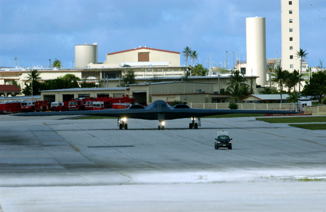 关岛自由行参观安德森美国空军基地