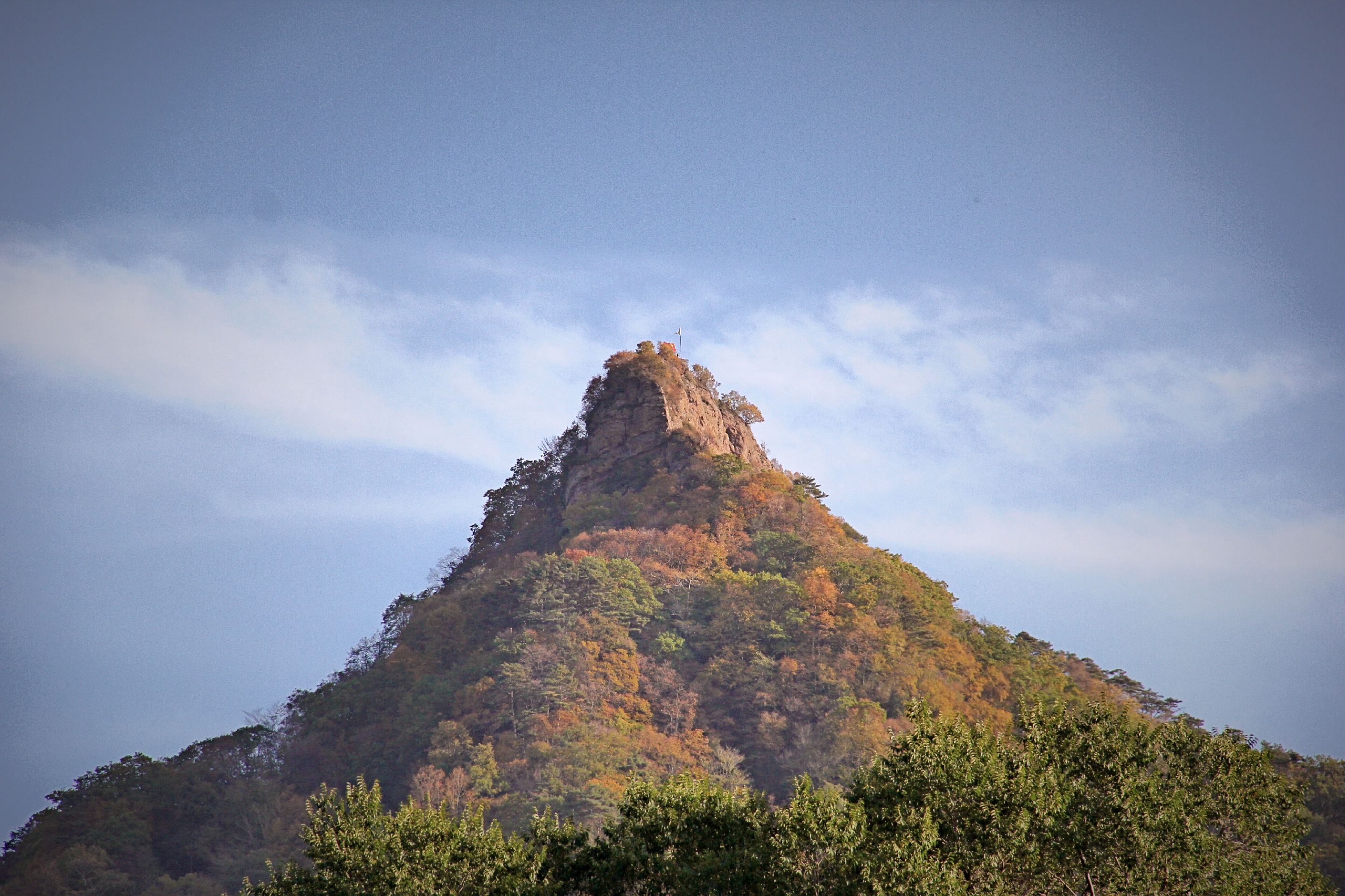 梅河口鸡冠山国家森林公园攻略,鸡冠山国家森林公园