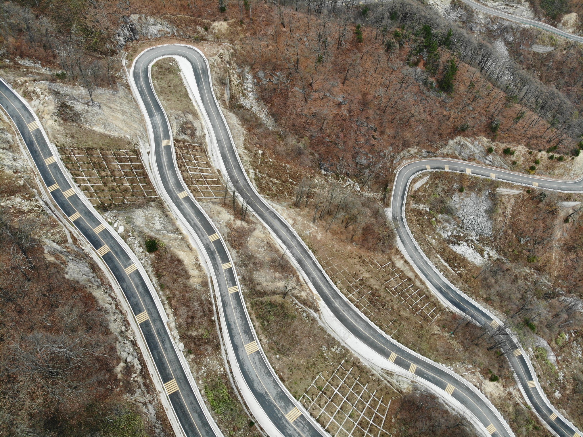 行走中国红岭公路飞越马鬃岭