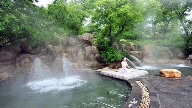 赠送水上乐园门票 江西宜春明月山天沐温泉度假村1晚住宿(2份早餐 可