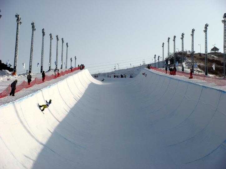 单板滑雪赛道图片