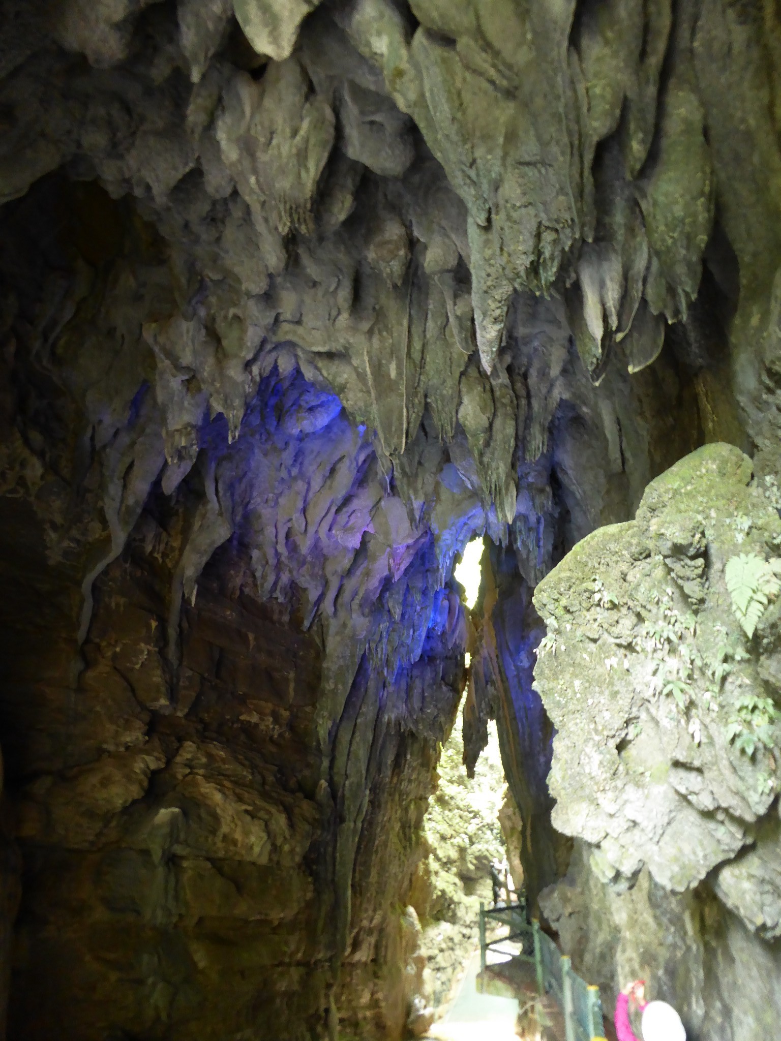 金刀峡:一处原始,自然,古老,神奇的峡谷,金刀峡人体漂流--溪降,惊险又