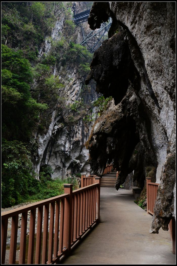 雲南省旅遊 屏邊苗族自治縣旅遊攻略 滇越鐵路人字橋出發時間/2016-12