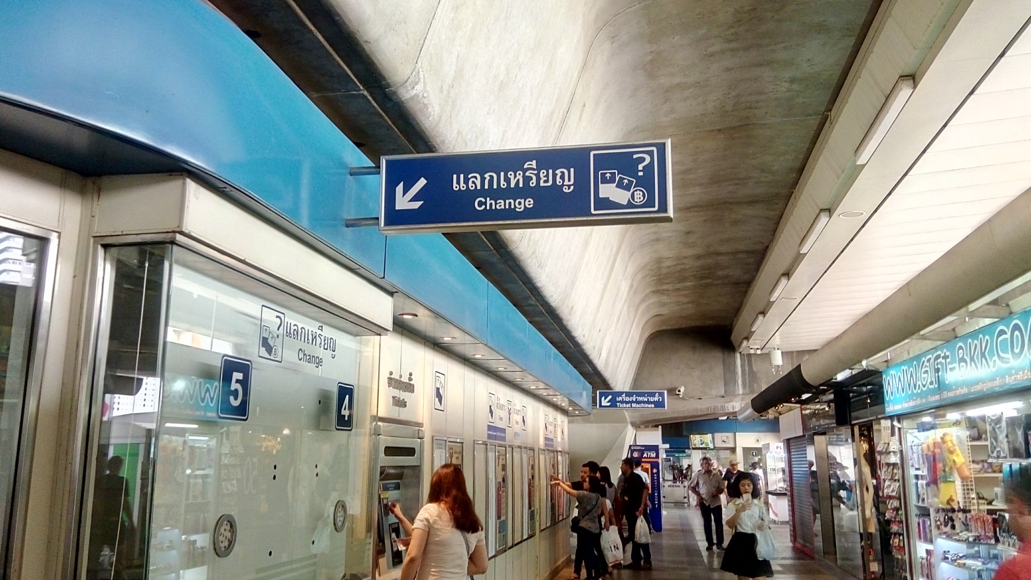 曼谷的主要旅游景点地铁站_曼谷的主要旅游景点地铁站叫什么