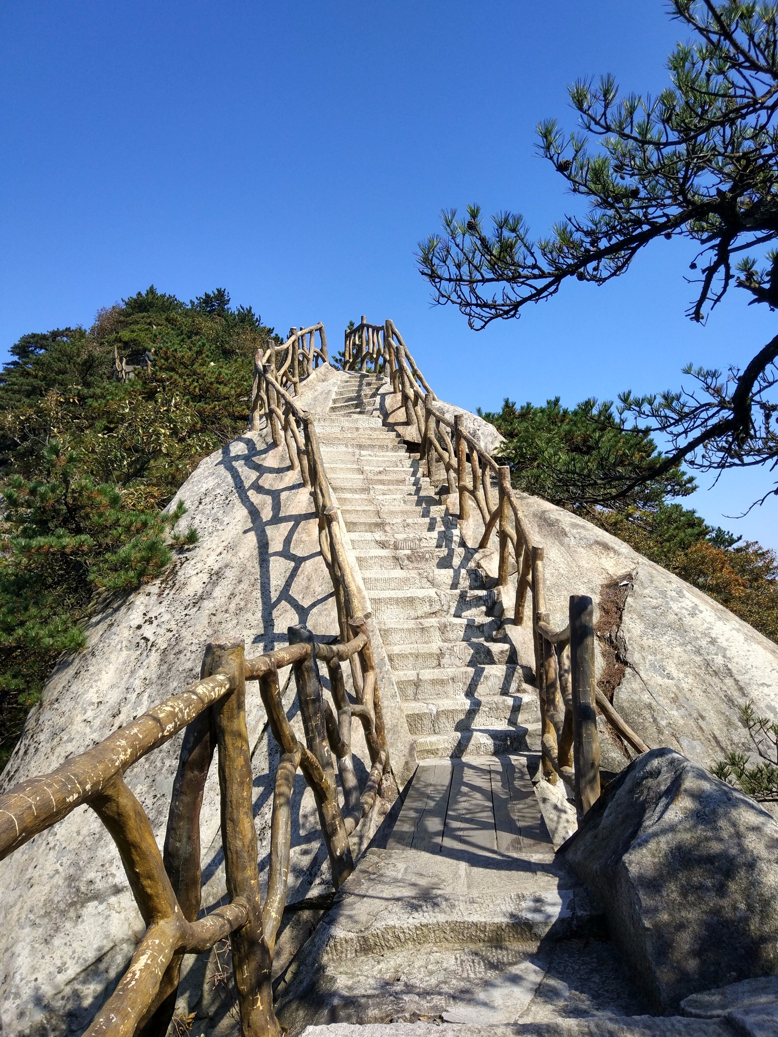 大別山薄刀峰 羅田天堂寨週末遊