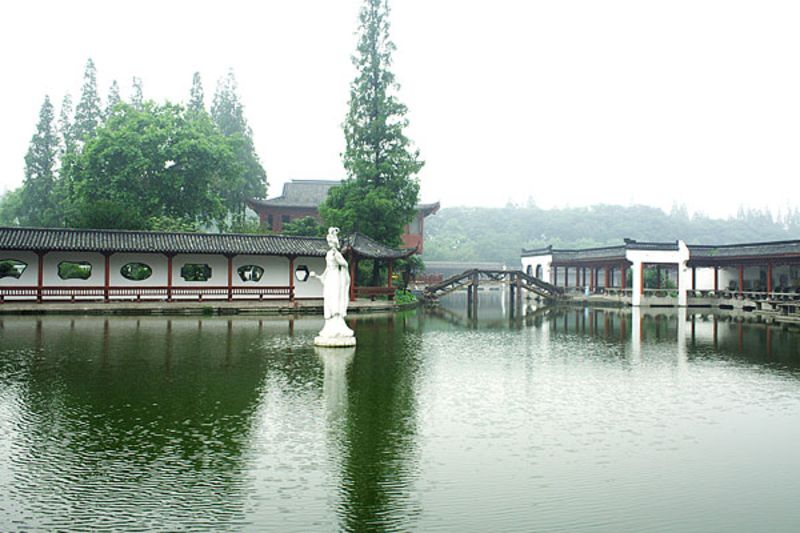江陵县,隶属湖北省荆州市,位于湖北省中南部,地处江汉平原腹地,长江中