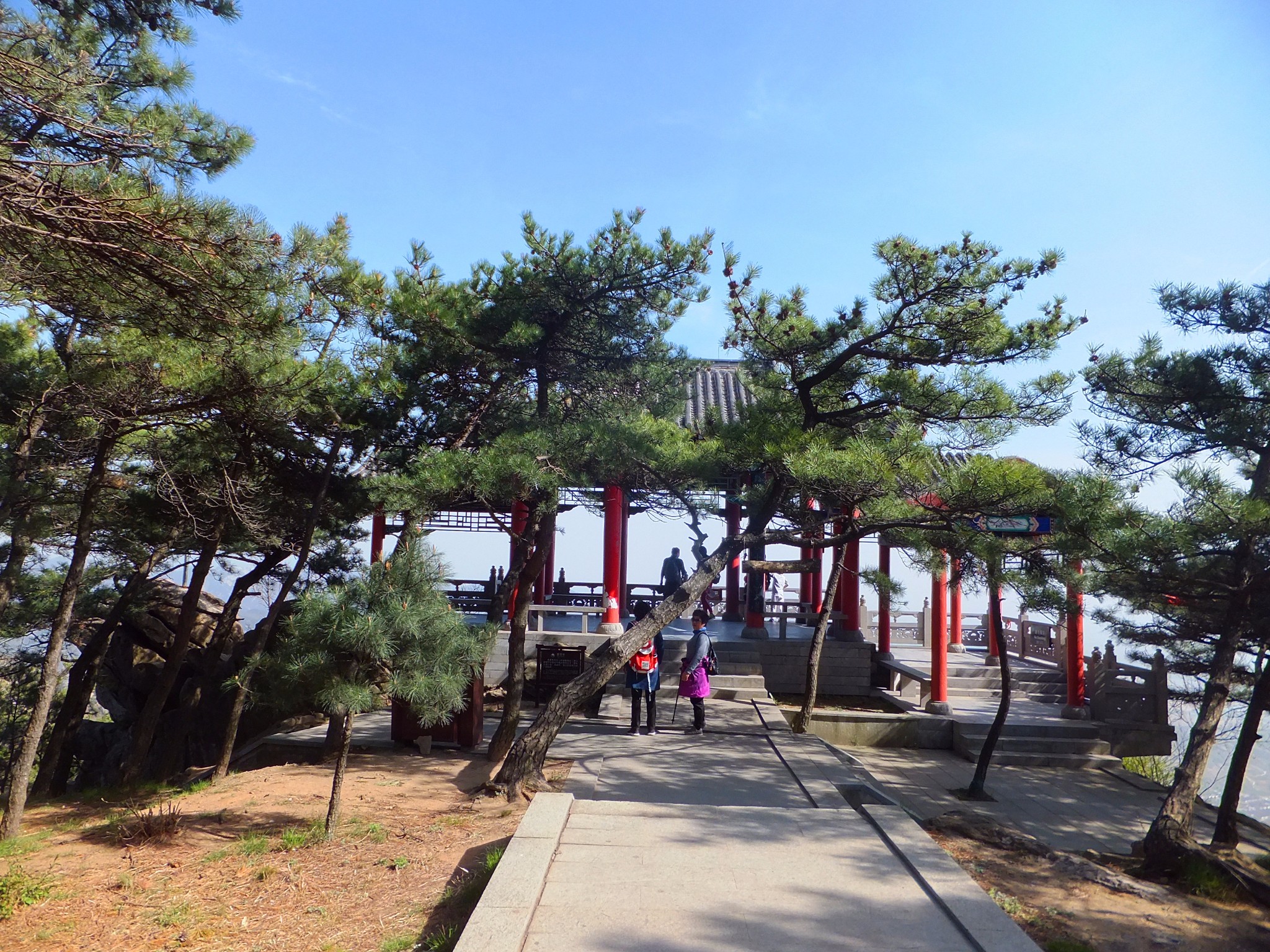 徒步蒙山主峰龟蒙顶(平邑蒙山)