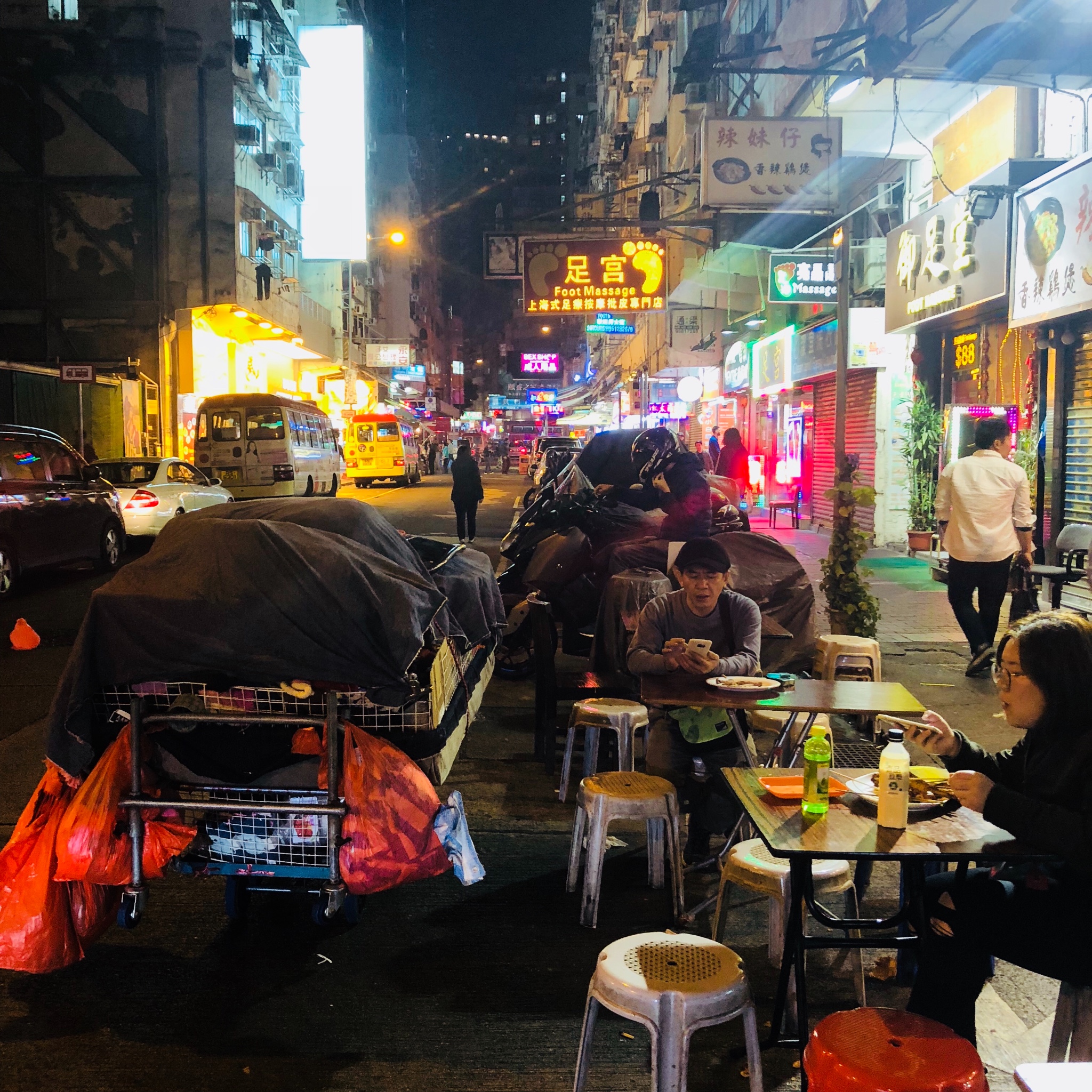 迪士尼 太平山顶 莲香楼早茶 旺角油麻地夜市 澳门 最后