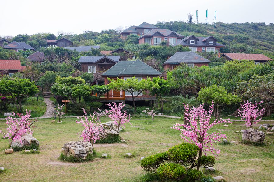 深圳鹿嘴山庄(自助早餐 窑鸡抵用券 烧烤炉抵用券 手动麻将桌 住宿1晚