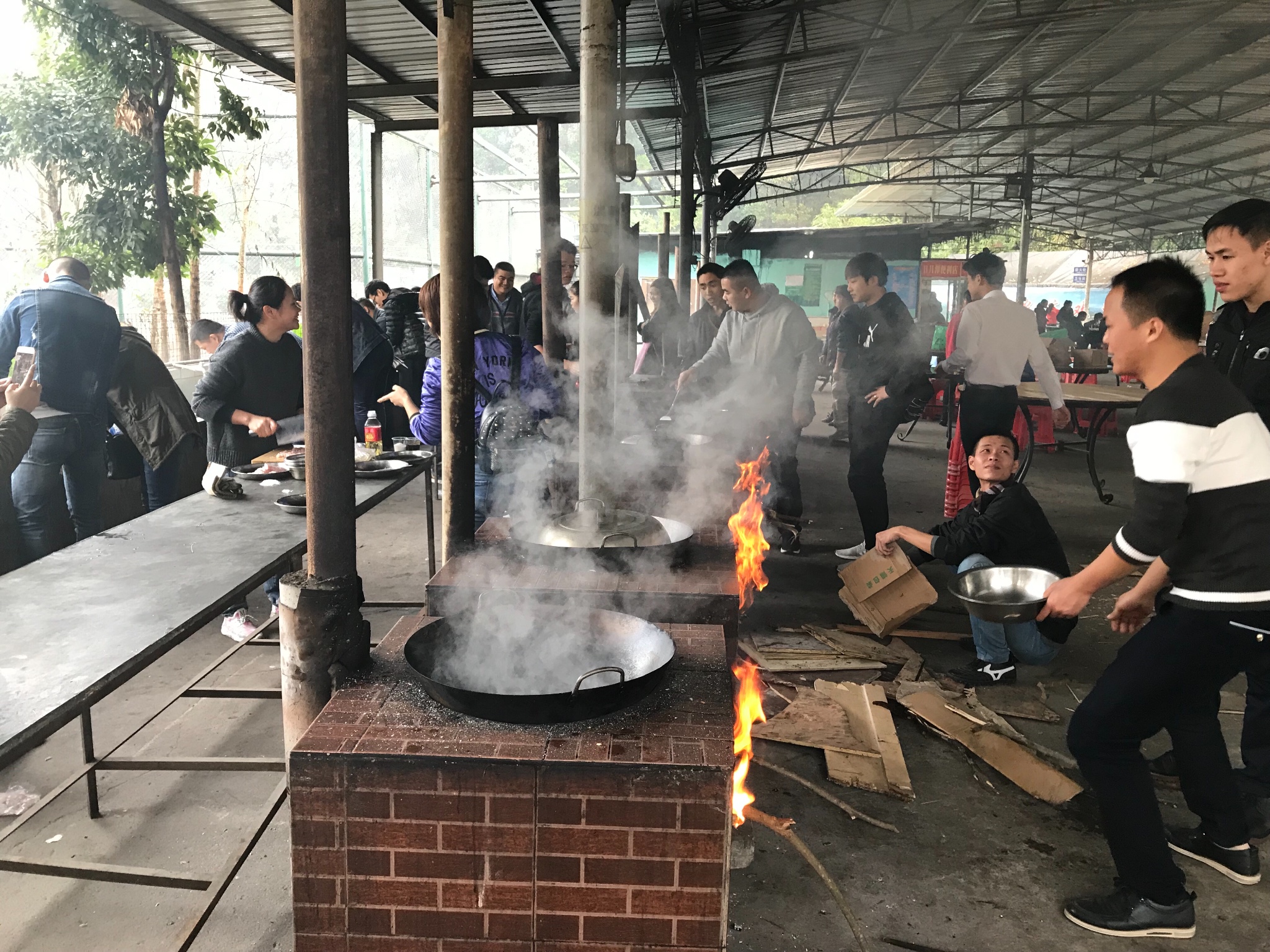 深圳龙岗周边最好玩的农家乐推荐荷坳日月潭野炊山庄体验农家乐野炊