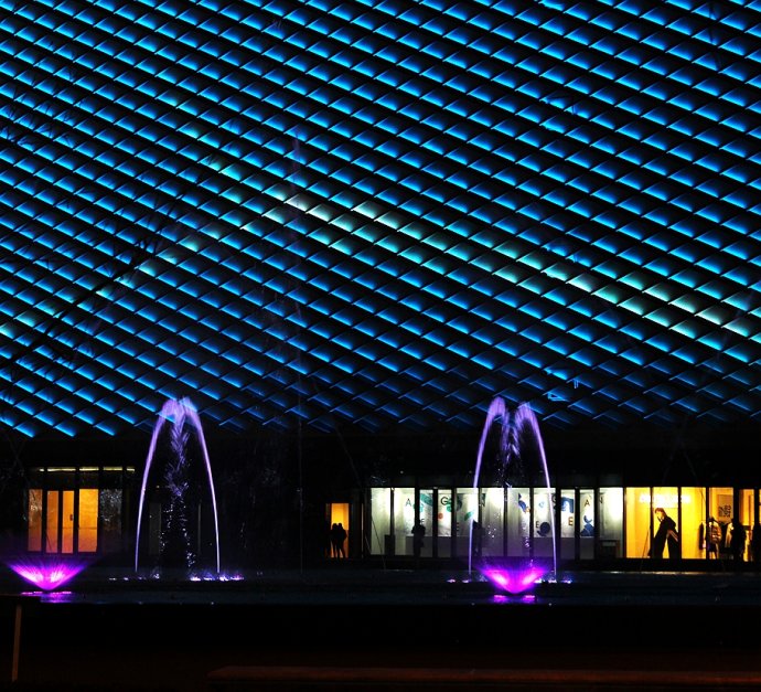 夜逛愛琴海購物公園 看音樂與噴泉共舞,上海自助遊攻略 - 馬蜂窩