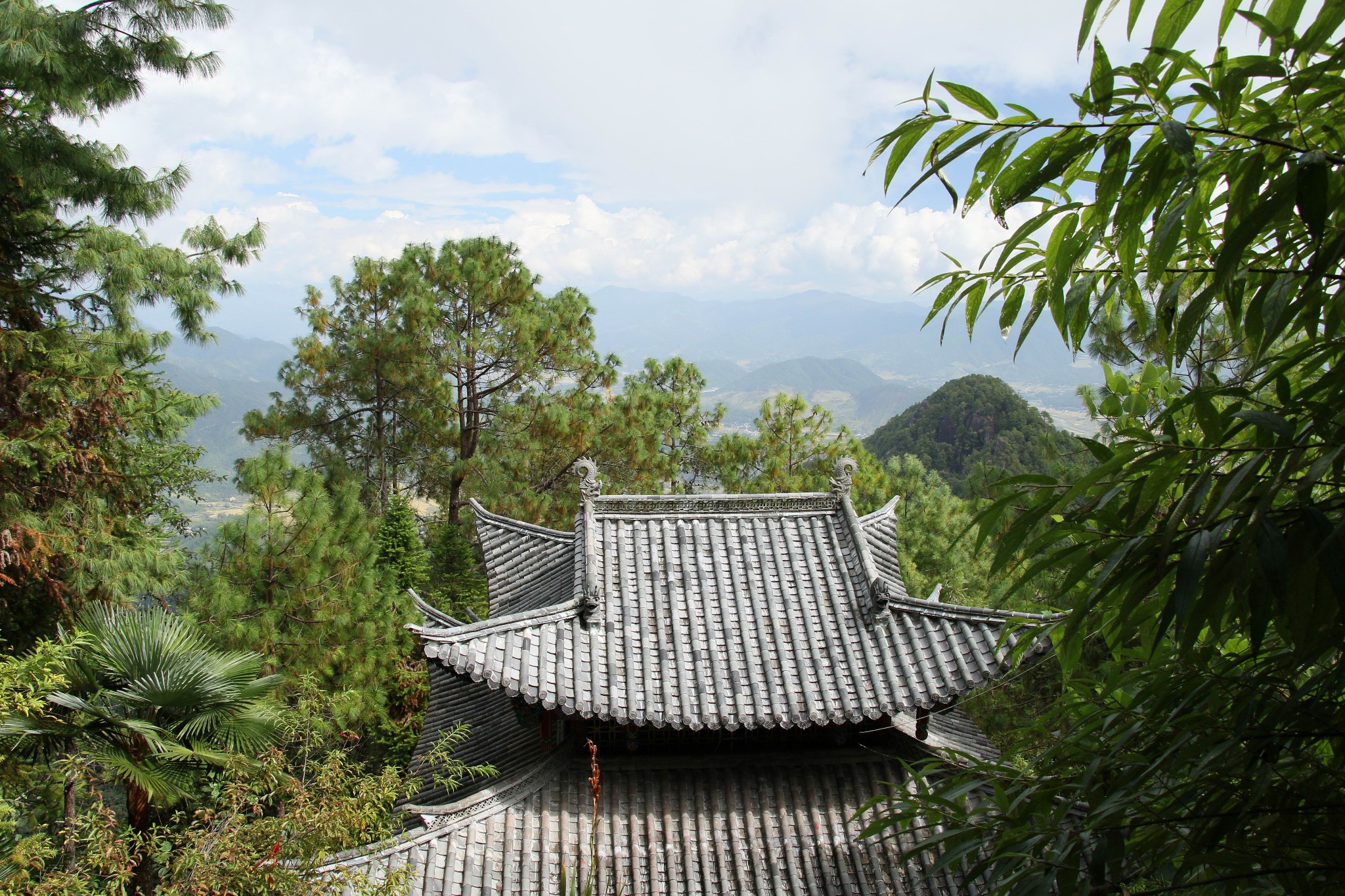 雲南騰衝雲峰山