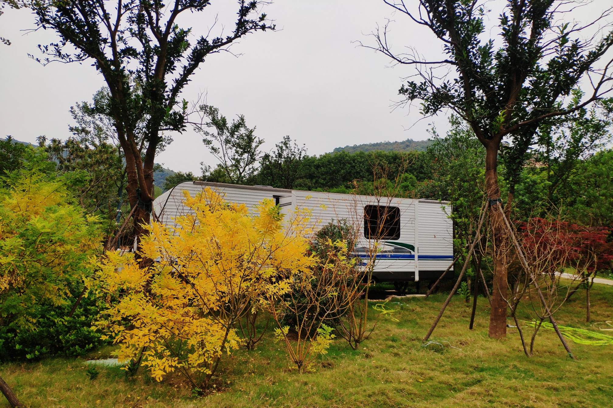 湘潭打卡昭山途居房车露营地