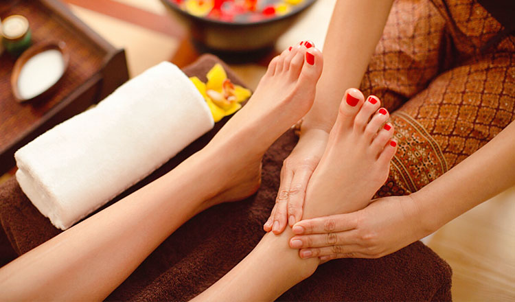 神奇傣式按摩 · 西双版纳傣式足疗/傣式肩颈精油按摩(傣式spa 专业