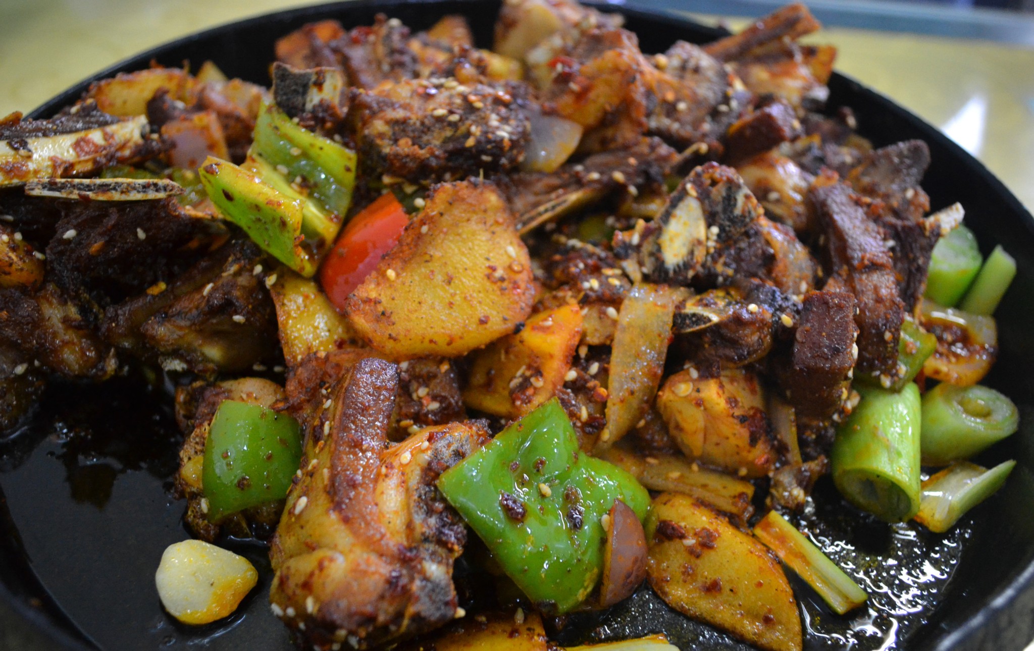                   炕锅羊肉