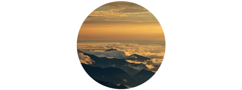 "金庸在《笑傲江湖》里写盈盈和令狐冲向黑木崖进发,勘探下日月神教的