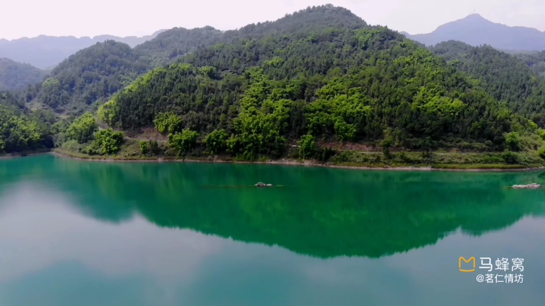 高空航拍重庆梁平明月湖