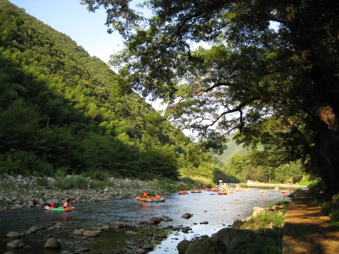 黄山香溪漂流景区电子票