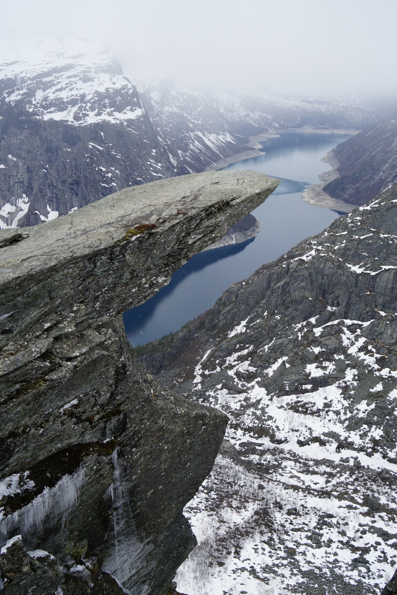 挪威三大奇石图片