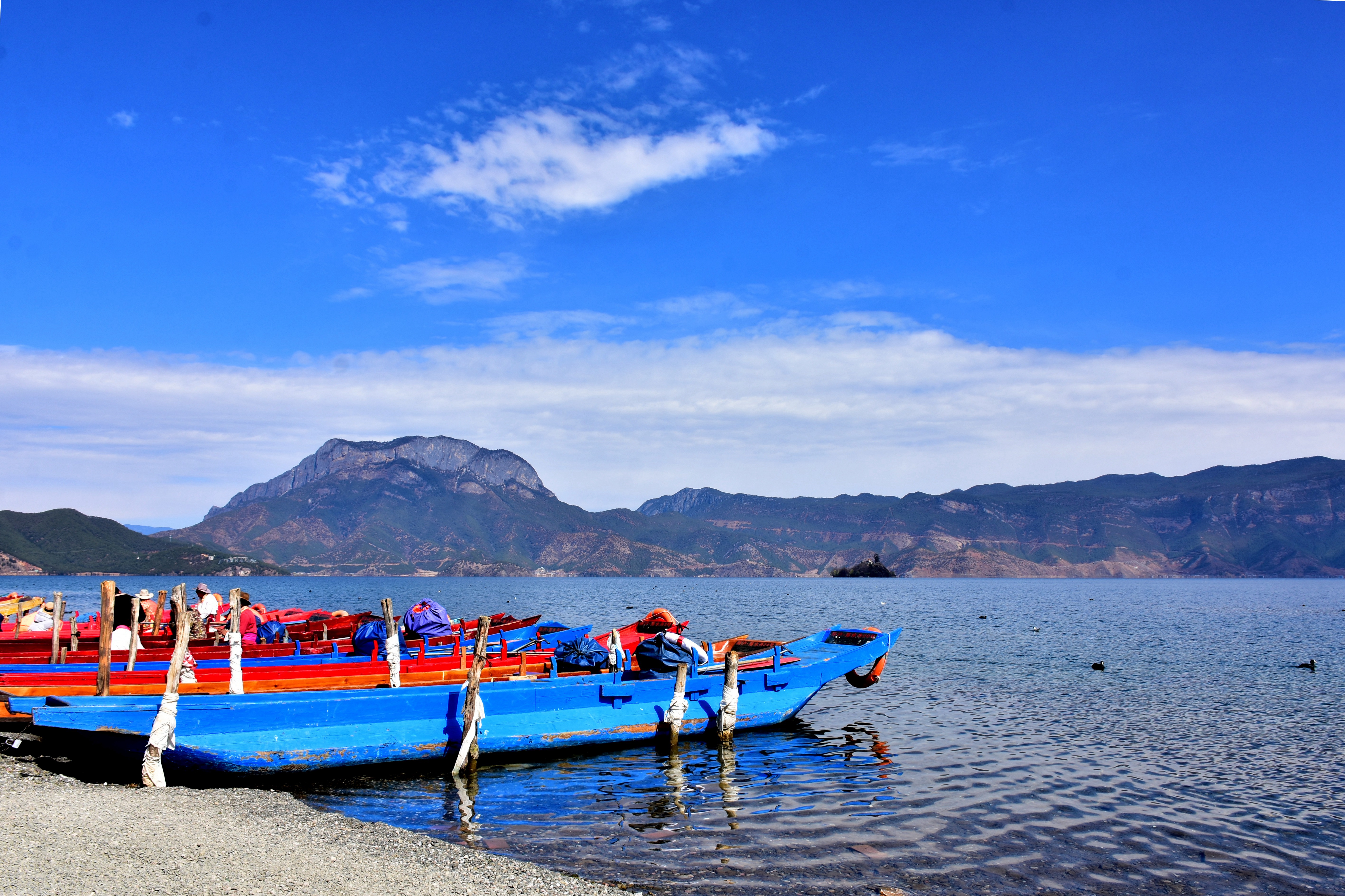  Lugu Lake