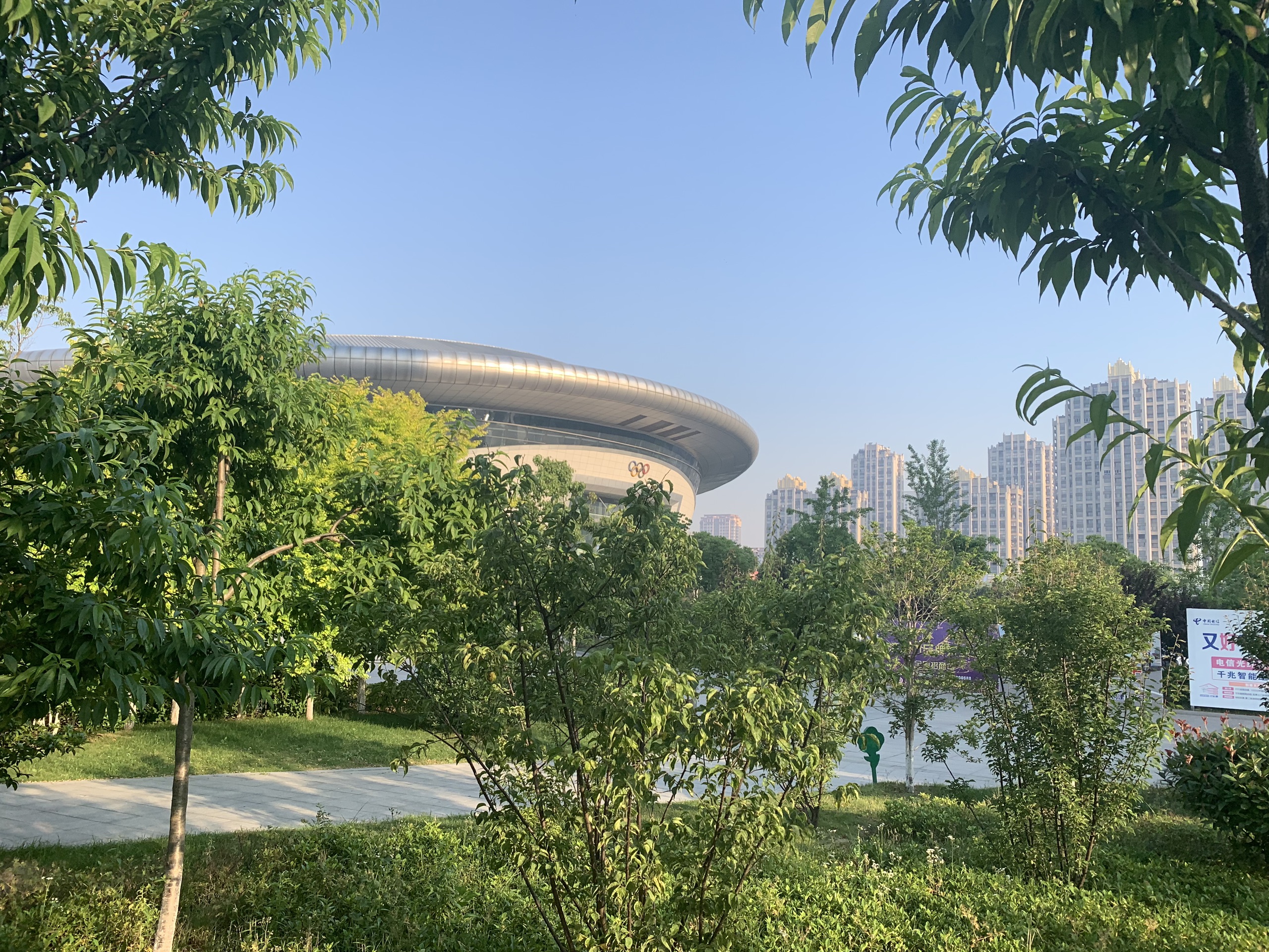 【海安景点图片】海安体育中心游泳馆