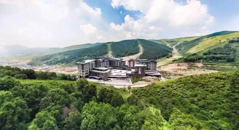 北京周边避暑消夏东方达沃斯小镇崇礼公司家庭情侣定制2日游冬奥冰雪