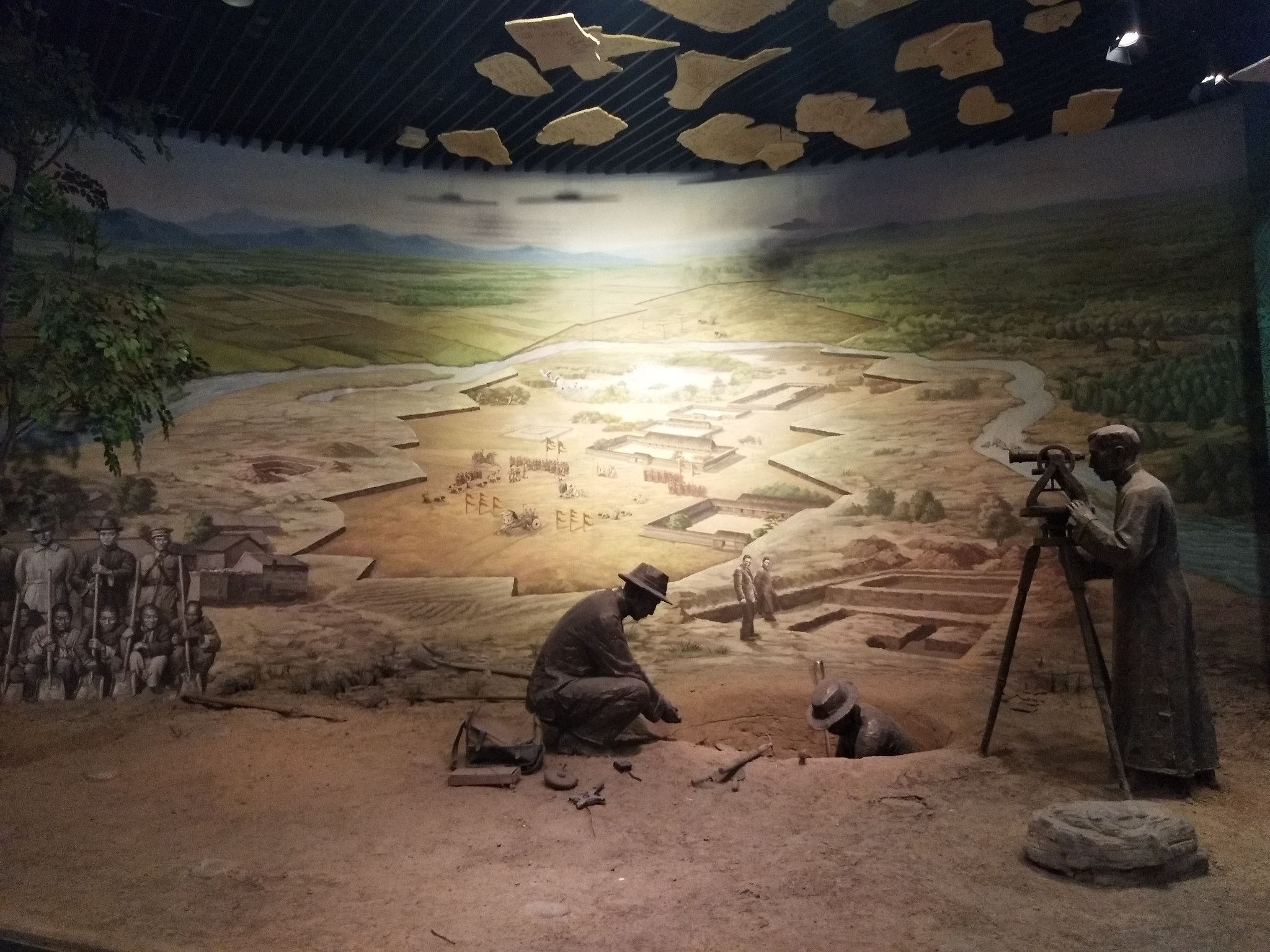 您现在看到的照片是1936年考古工作者对殷墟进行第十三次发掘时发现的