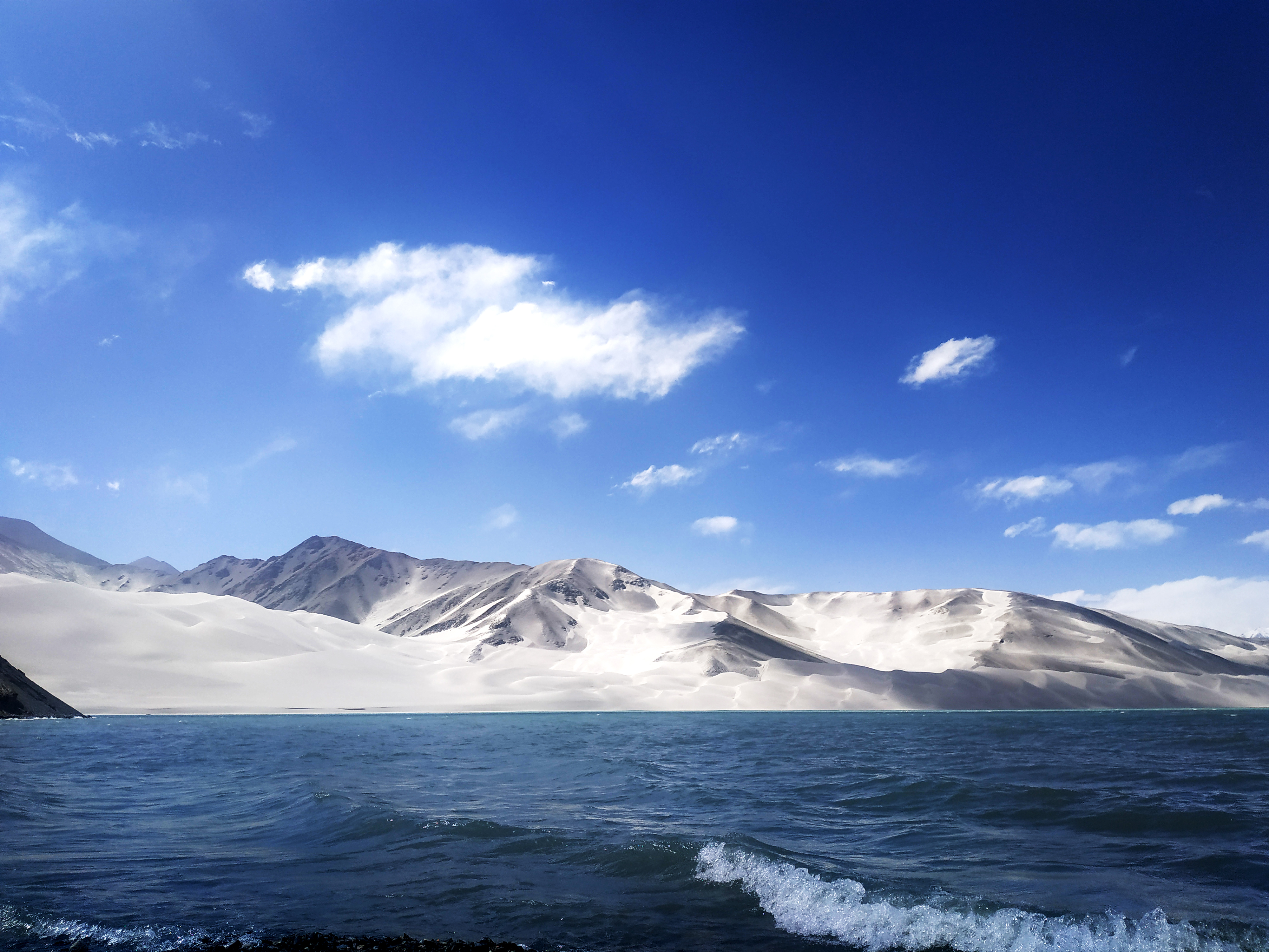 魅力四射的白沙湖