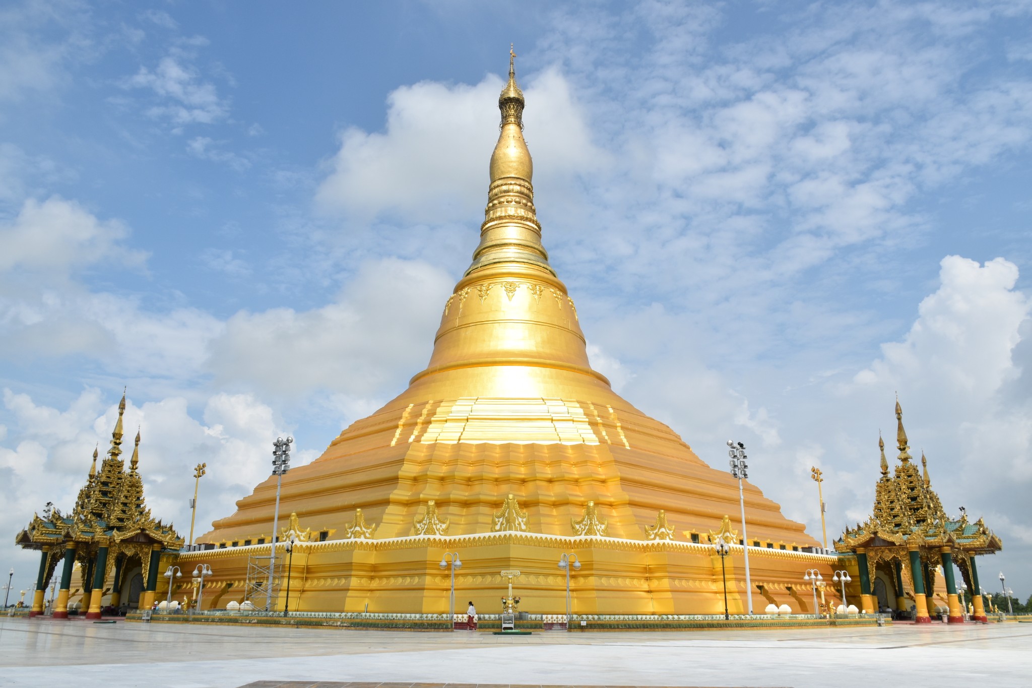 首都|走进内比都大金塔,宛若来到了人间天堂_游记