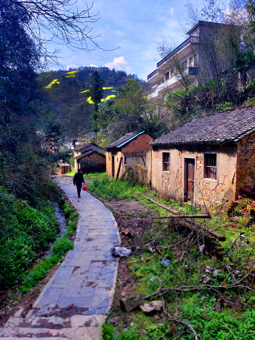 大山深處的石潭古村