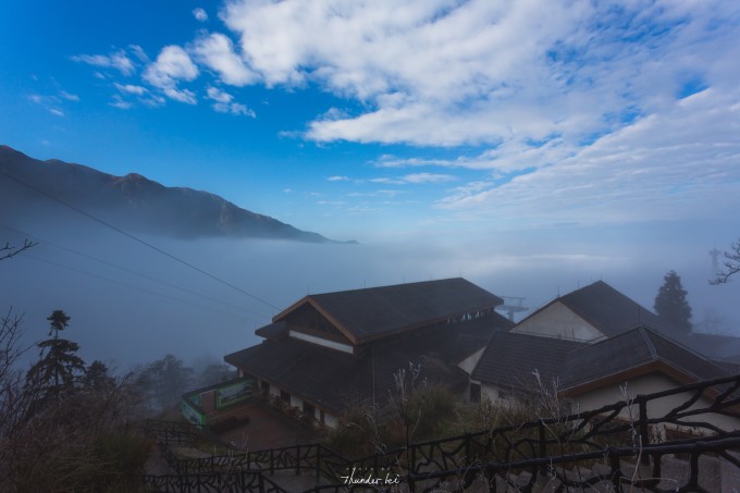 人间朝暮,草黄惊秋,惊鸿一瞥,秋落武功山 人间朝暮,草黄惊秋,惊鸿一瞥,秋落武功山