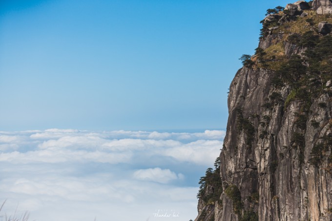 人间朝暮,草黄惊秋,惊鸿一瞥,秋落武功山 人间朝暮,草黄惊秋,惊鸿一瞥,秋落武功山