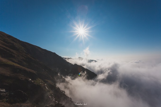 人间朝暮,草黄惊秋,惊鸿一瞥,秋落武功山 人间朝暮,草黄惊秋,惊鸿一瞥,秋落武功山