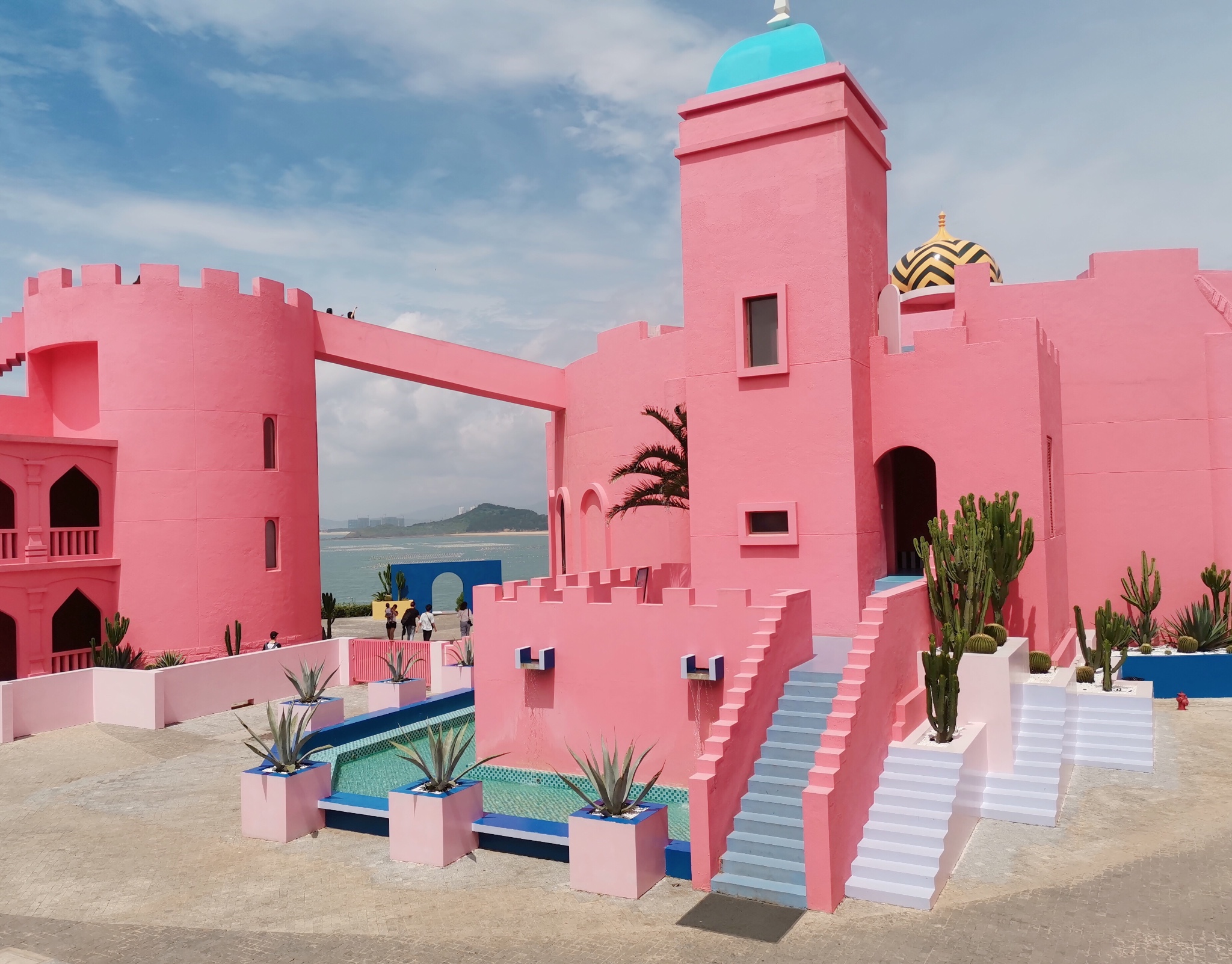 一路繁花相送,遇见更好的自己(漳州火山岛,镇海角小记)_游记