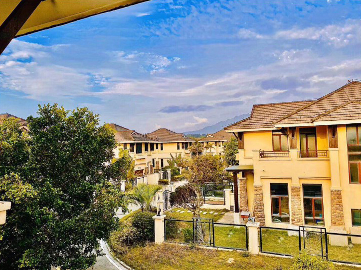 漳州东山岛领海别墅度假酒店2天1晚独栋5房7床花园别墅ktv大院子烧烤