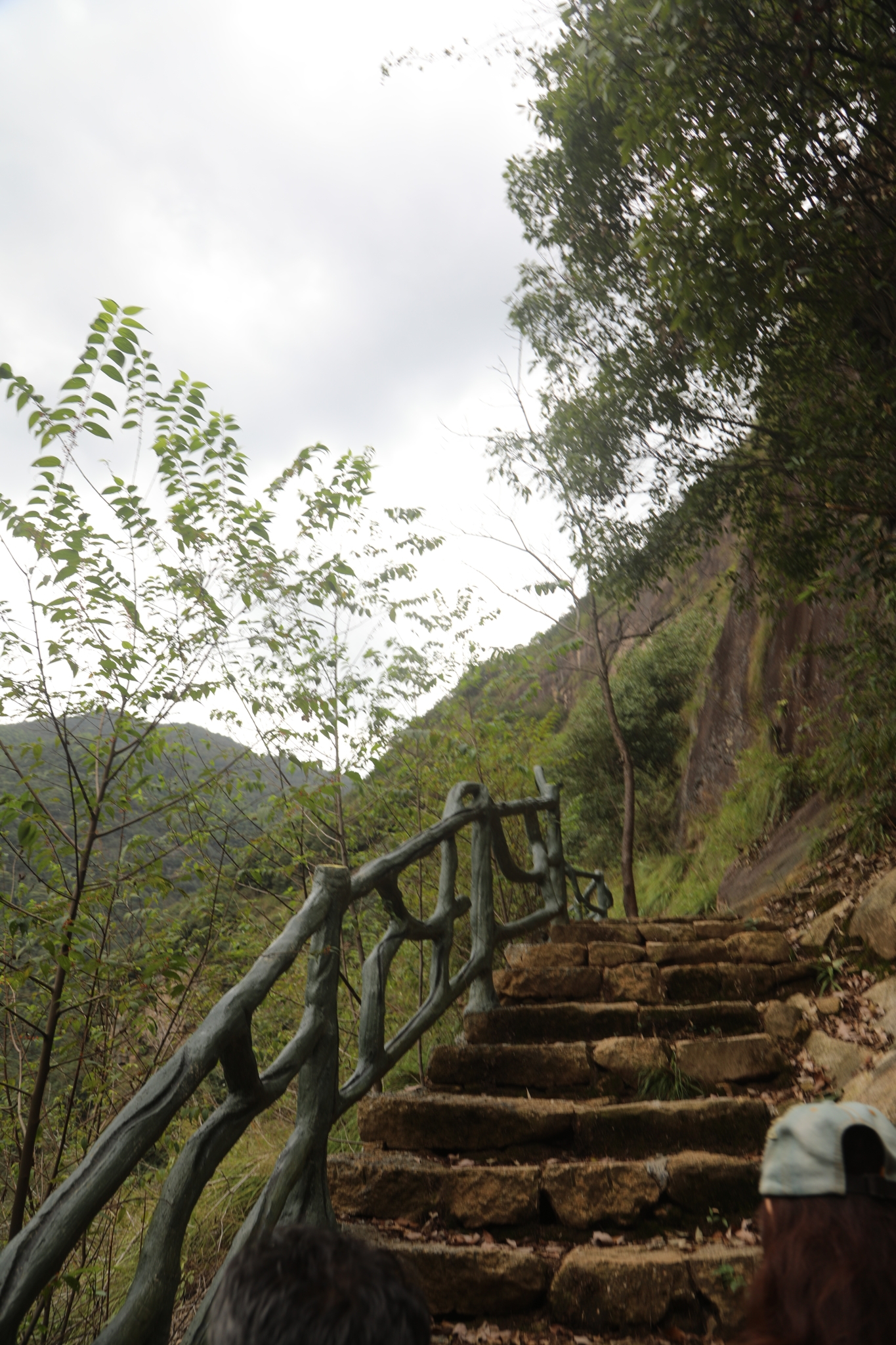 桐庐山湾湾激情探险风景区