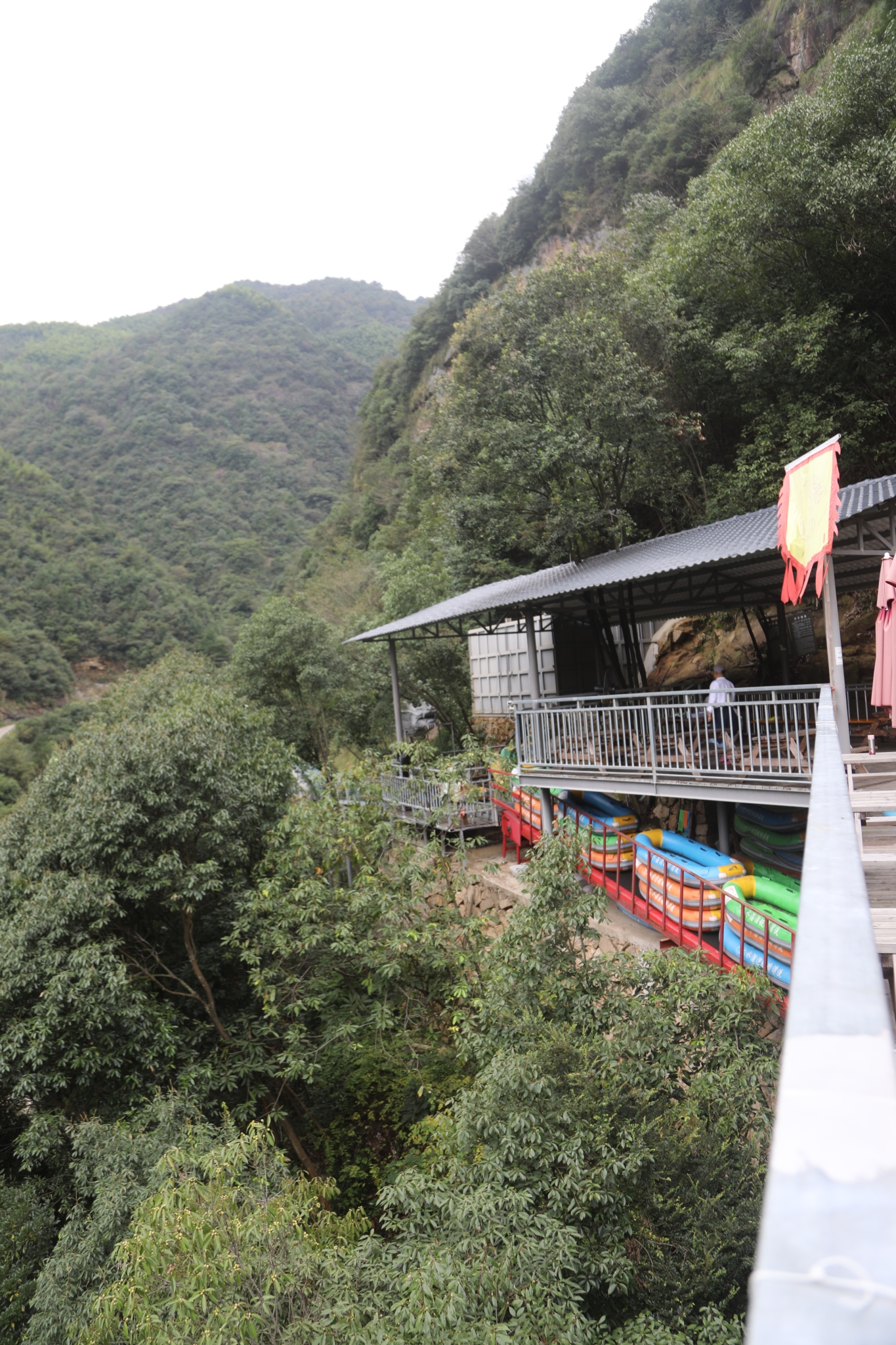 桐庐山湾湾激情探险风景区