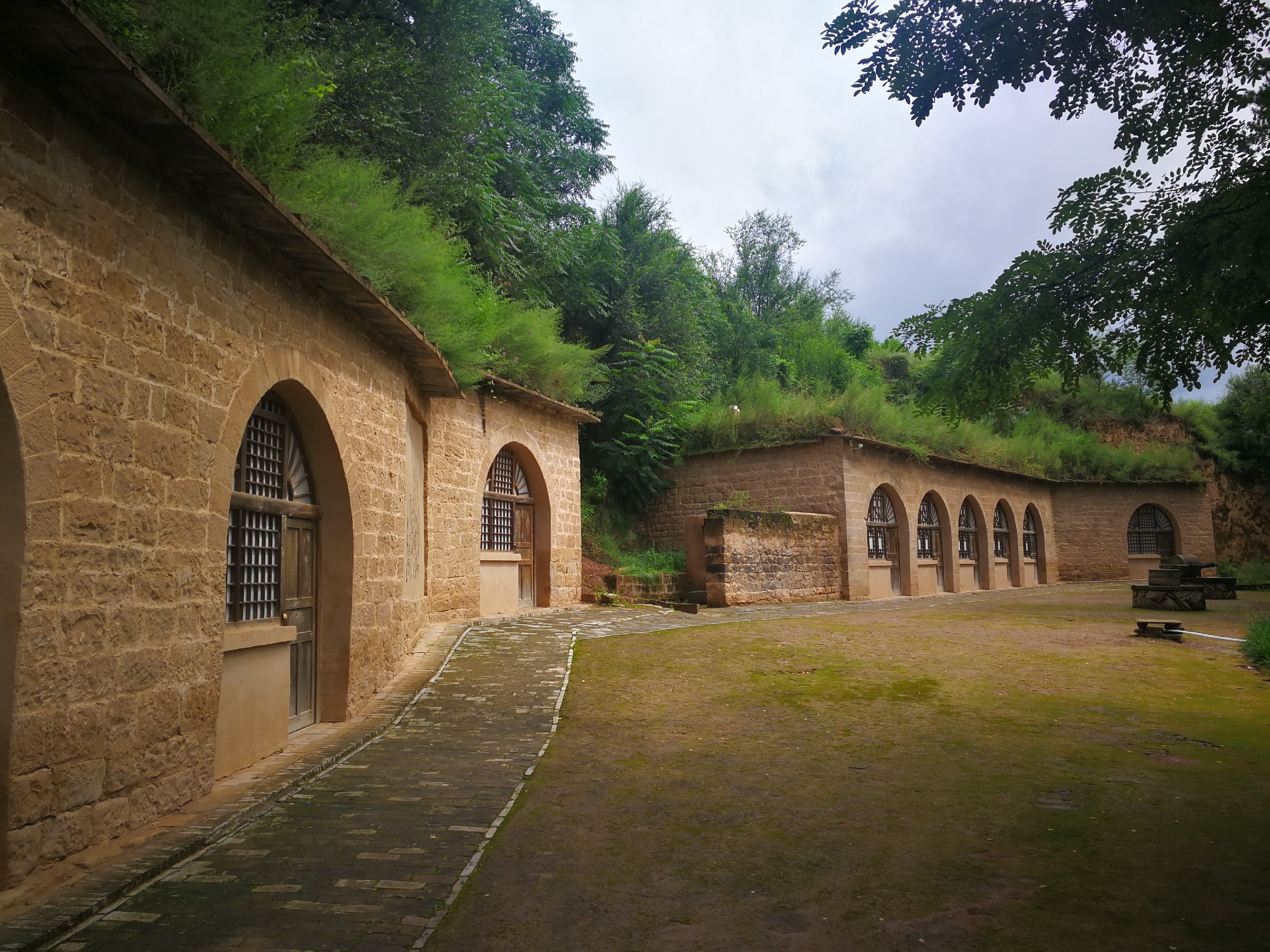 南泥湾旅游景点图片