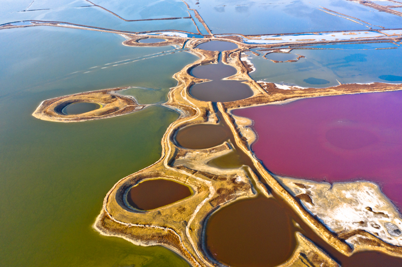 航拍运城盐湖,七彩真有
