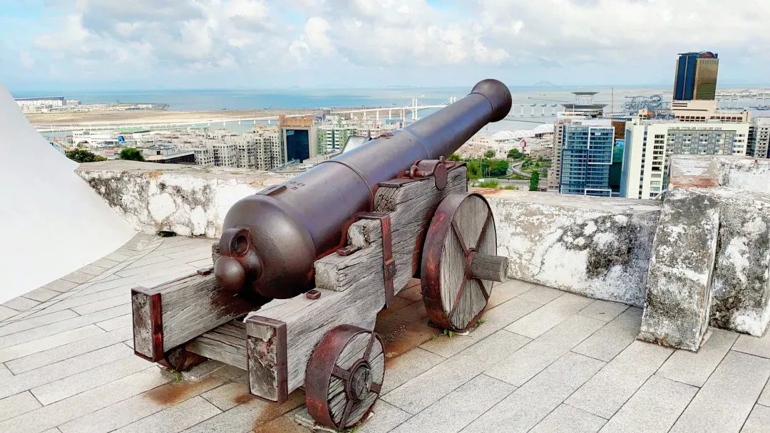 东望洋炮台及灯塔