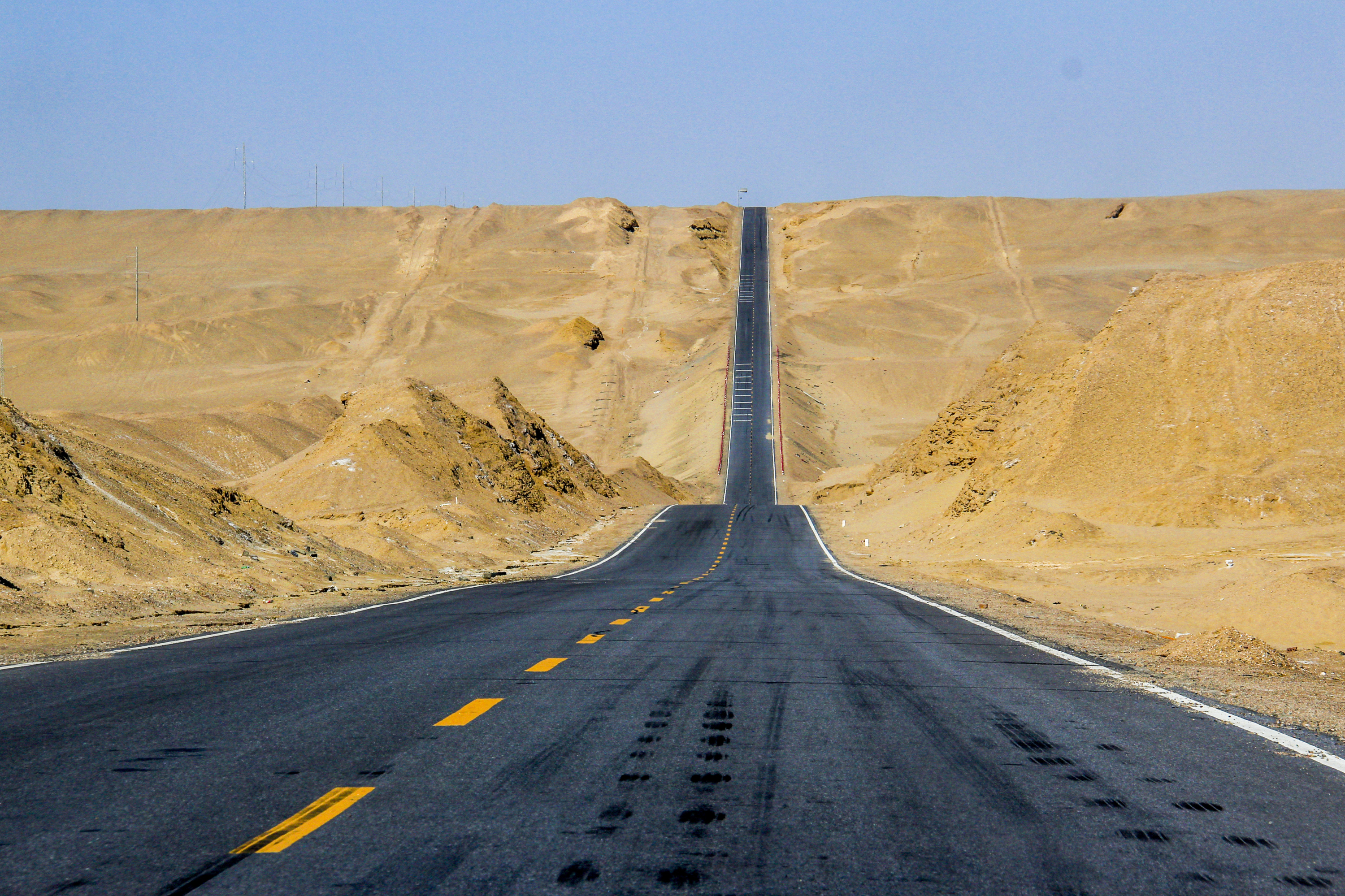 火星一号公路 敦煌 胡杨林,西北的美都在路上