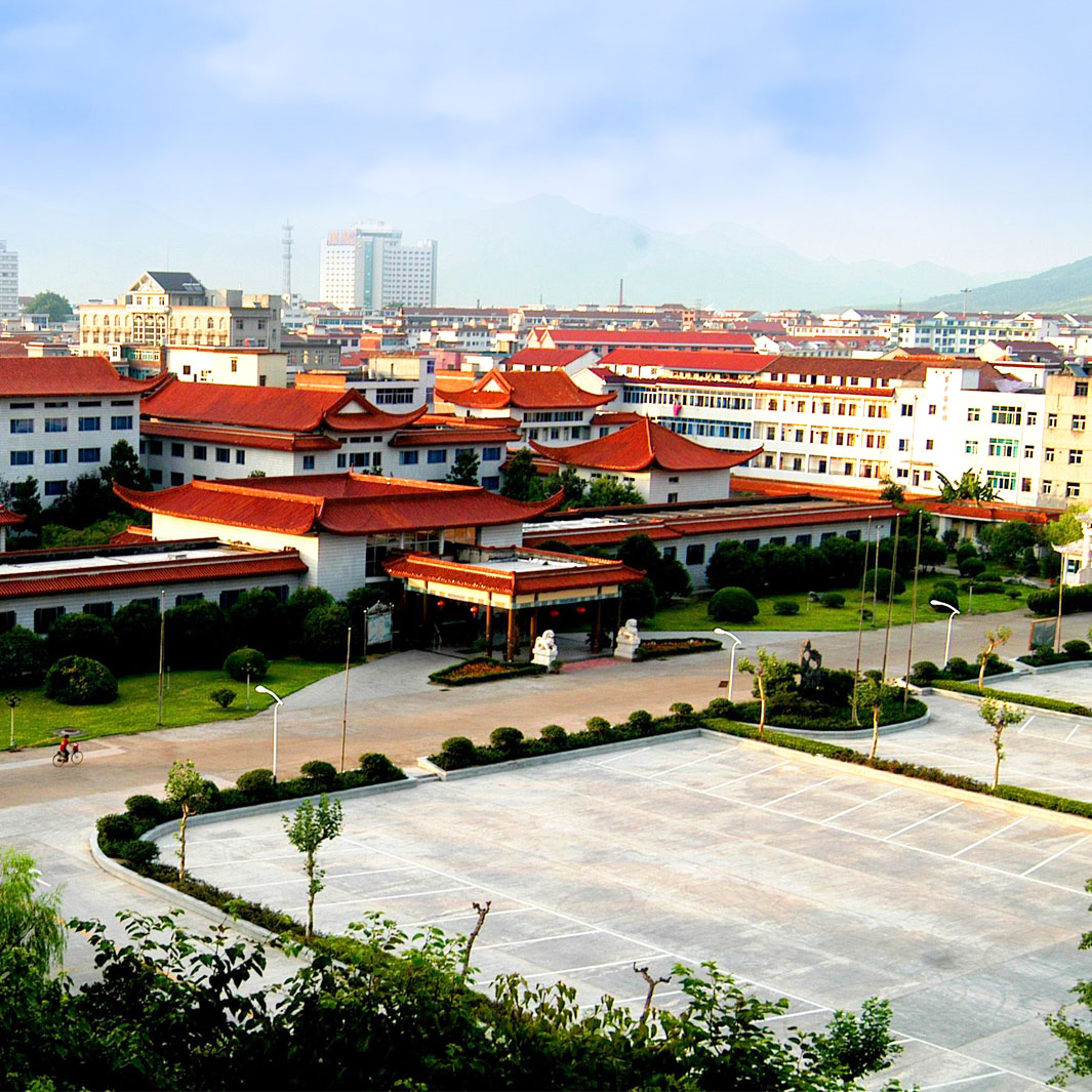 金华 横店度假村酒店1晚(可选3点 梦幻谷/4点 梦幻谷门票)