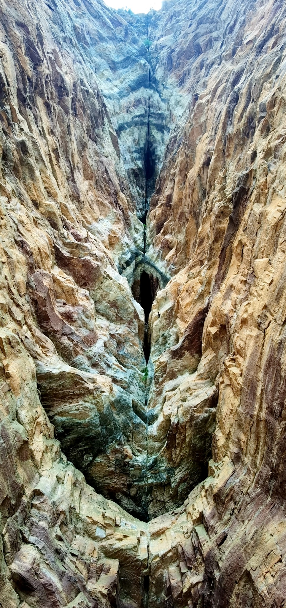 非著名阴阳山嶂石岩快乐户外徒步三日游
