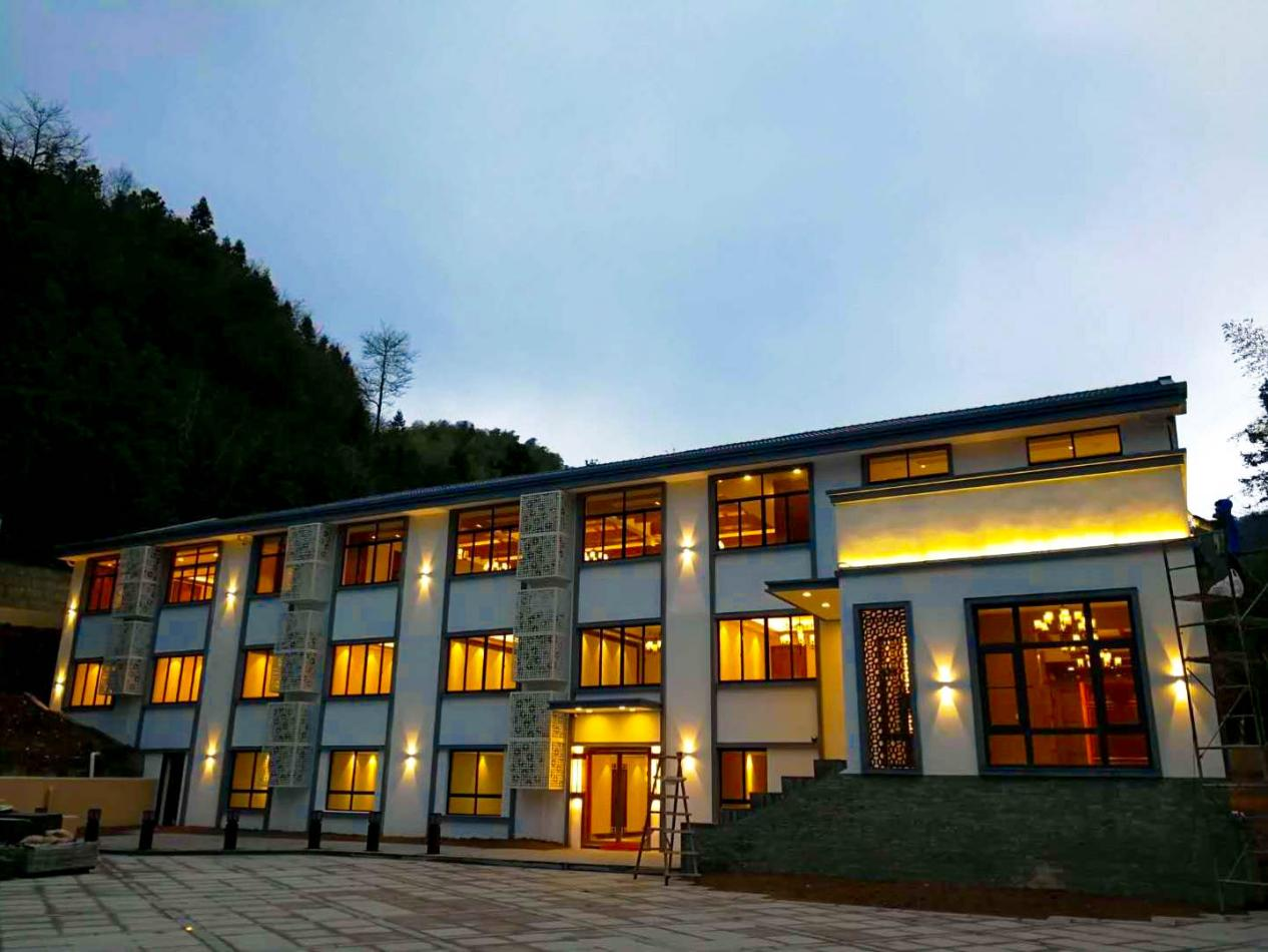 磐安澜悦山庄2天1晚住宿套餐含早餐 磐安灵江源景区大门票2张 磐安